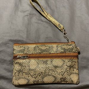 Jennaration Faux Snakeskin Zip Wristlet